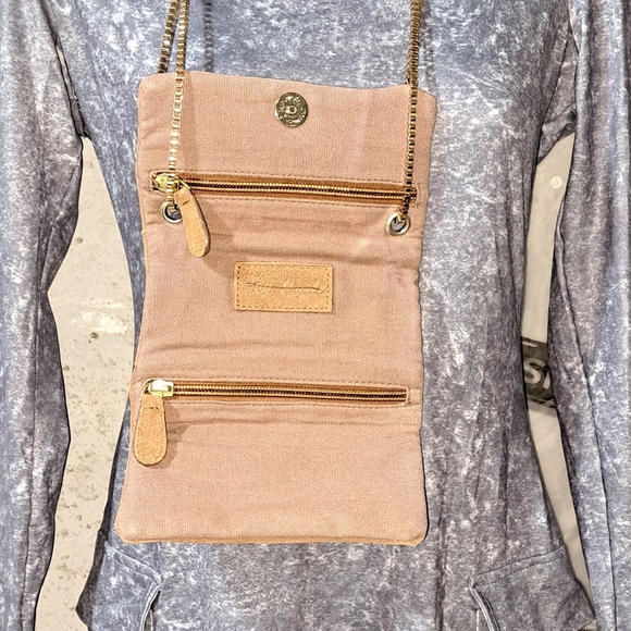 #029 Free People  Elegant Tan Chain-Strap Clutch/Crossbody Women's Bag - Picture 4 of 16